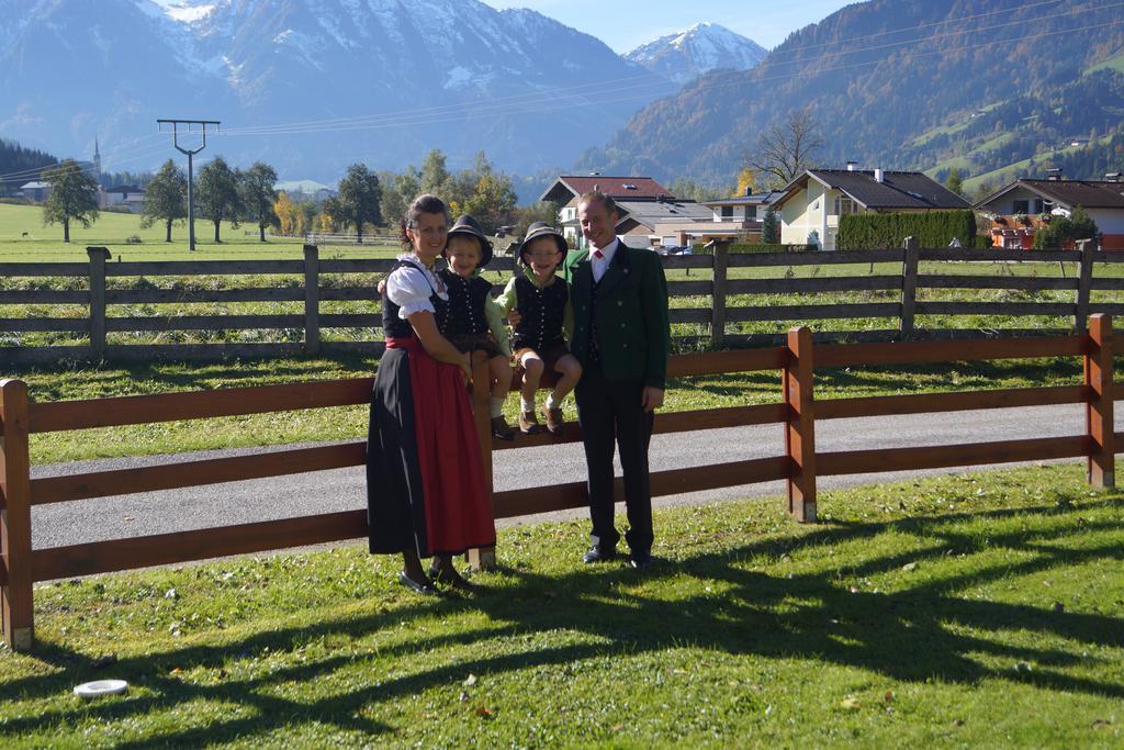 Bio-Bauernhof Reiterhof Villa Sankt Johann im Pongau Buitenkant foto